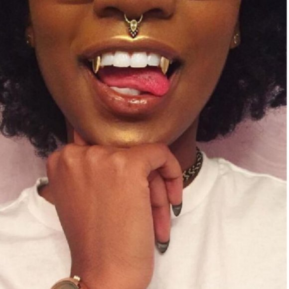 18k Gold Plated Hiphop Teeth Grills - Picture 2 of 3